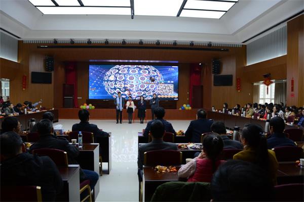 2－联欢会现场.JPG