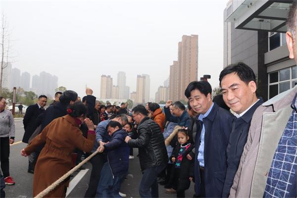 7－拔河现场.JPG