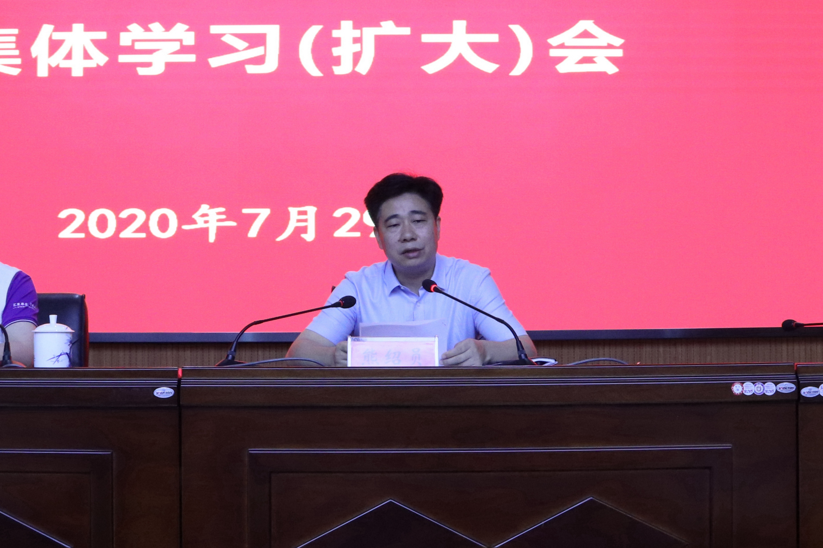 图3.jpg