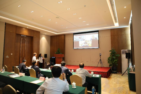应物所召开江西省重大研发专项揭榜挂帅制项目中期汇报会